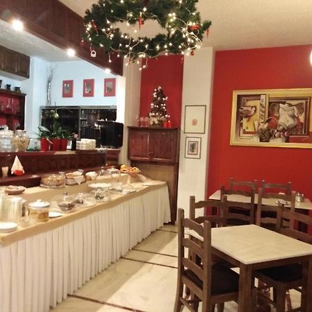 Apartment Kouros Делфи Екстериор снимка
